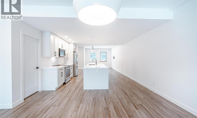 1039 Keystone Cresce...