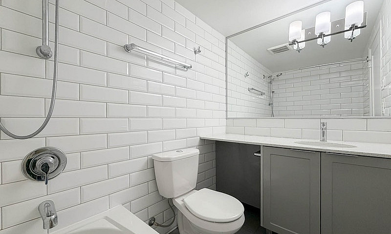 Studio Apartment For...