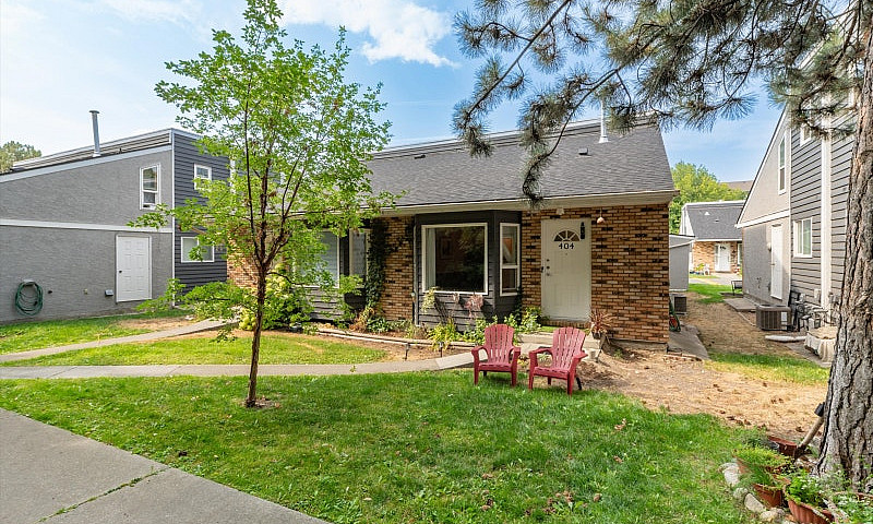 Affordable Townhome ...