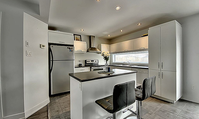 $489,999 - Semi-Deta...