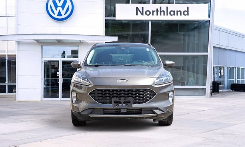 2021 Ford Escape Tit...
