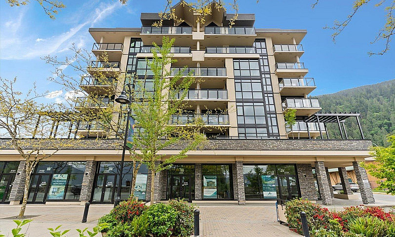 502 120 Esplanade Av...