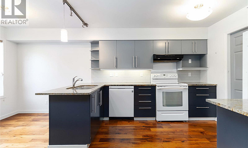205 9945 Fifth St Si...