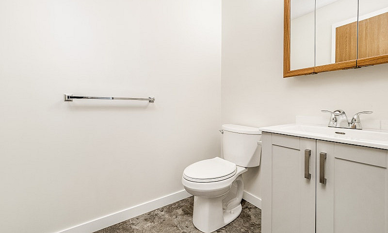 3 Bedroom Townhouse ...
