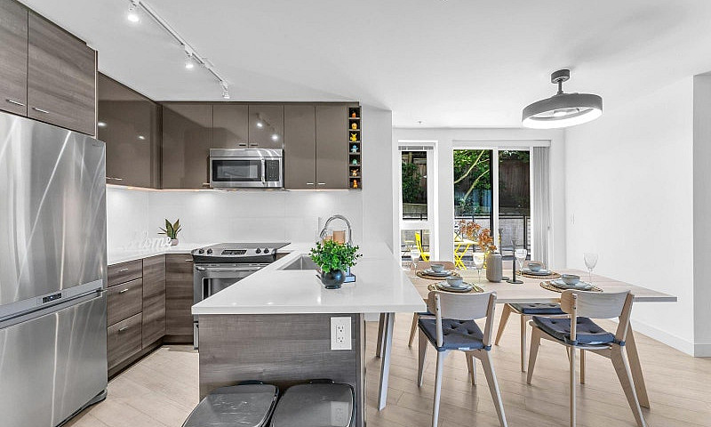 4 13931 Fraser Highw...