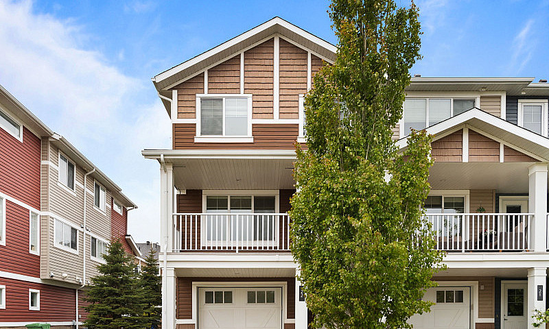 #22-4537 Delhaye Wy-...