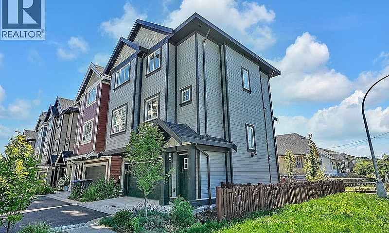 16 608 Ewen Avenue N...