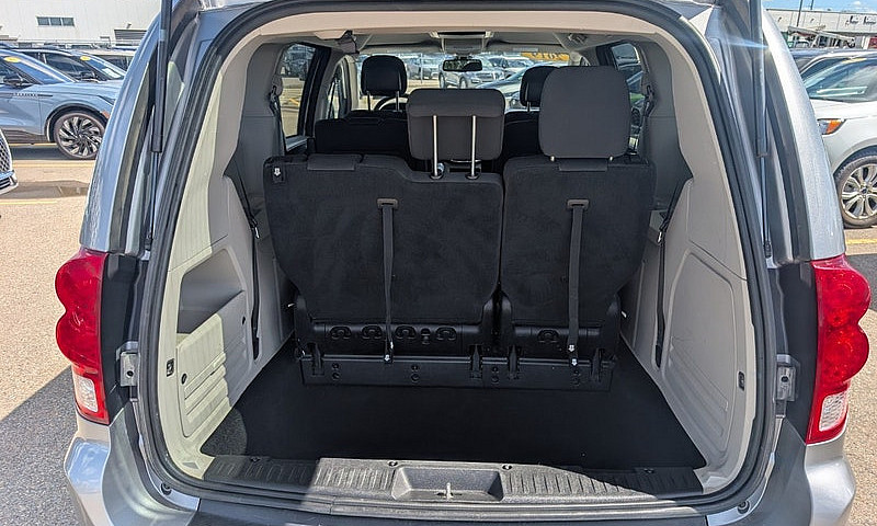 2019 Dodge Grand Car...