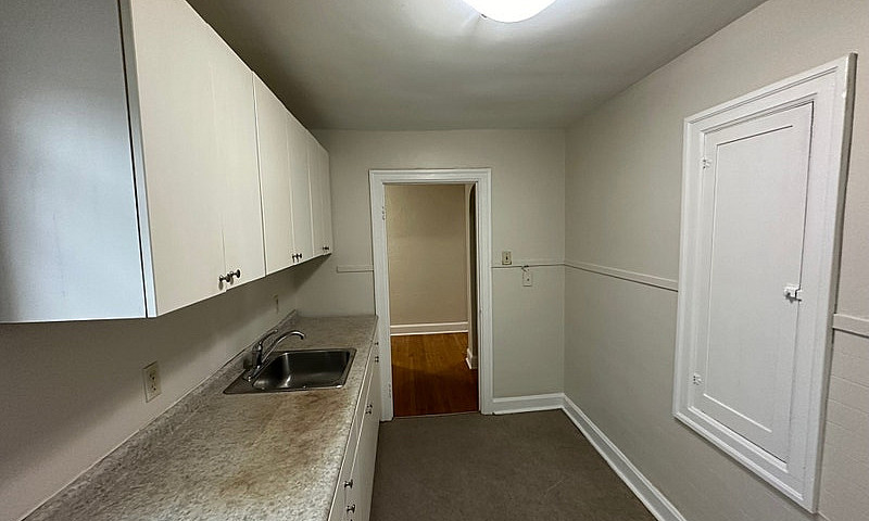 573 Sherbrook - 1 Br...