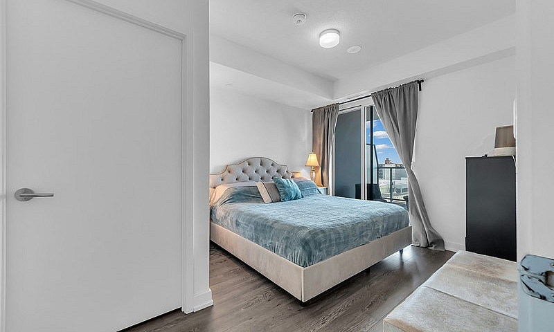 2 Bedroom + Den Cond...