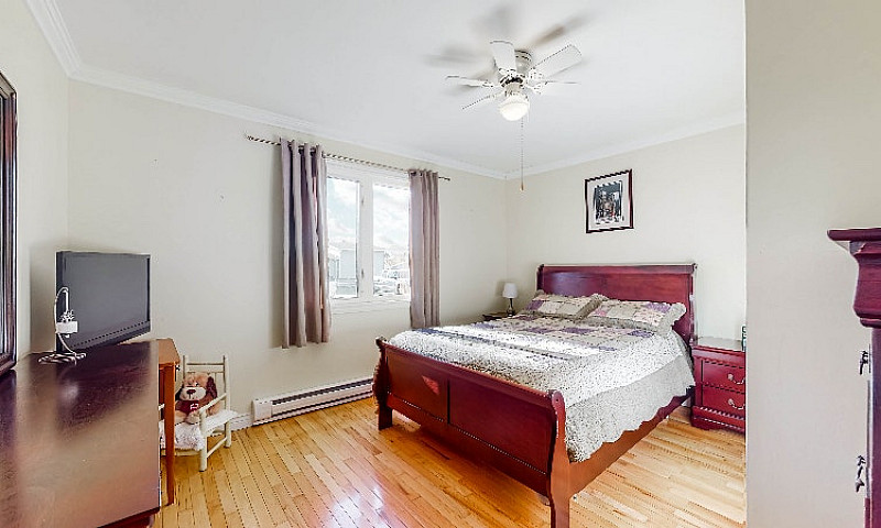 Cozy Yet Spacious Wi...