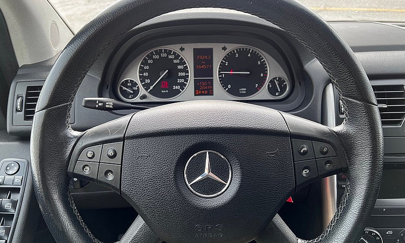 2011 Mercedes-Benz B...