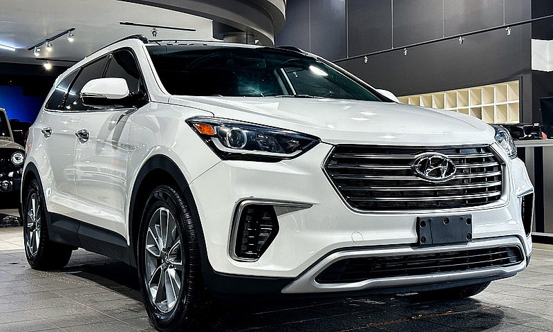 2017 Hyundai Santa F...