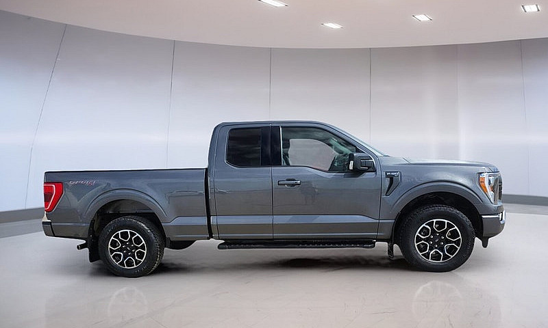 Ford F-150 Xlt 2023...