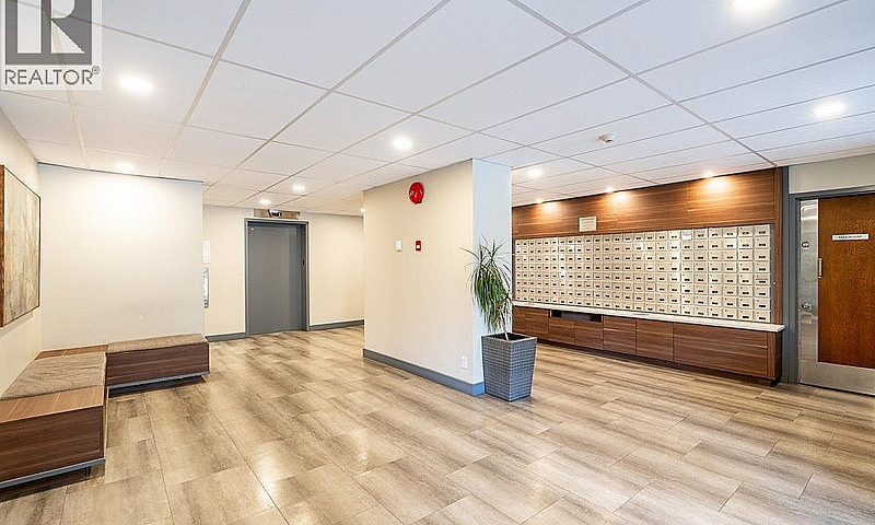 1408 9521 Cardston C...