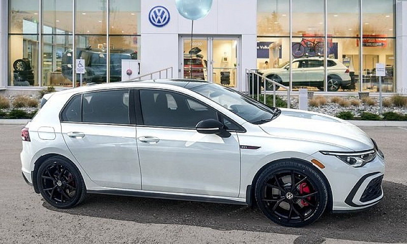 2024 Volkswagen Golf...