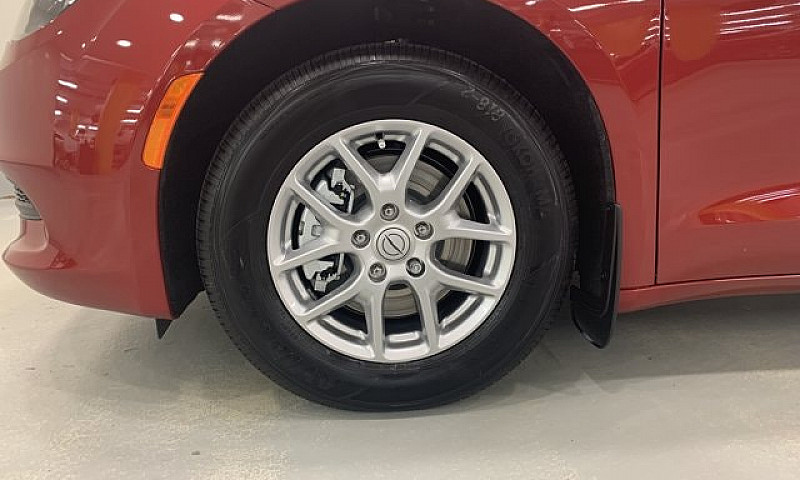 2026 Chrysler Grand ...
