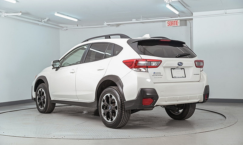 2023 Subaru Crosstre...