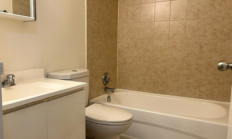 One Bedroom Apartmen...