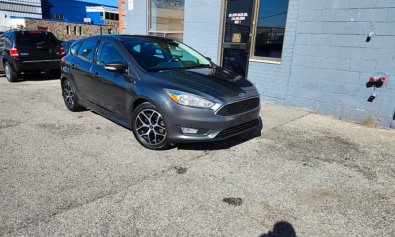 2017 Ford Focus Se *...