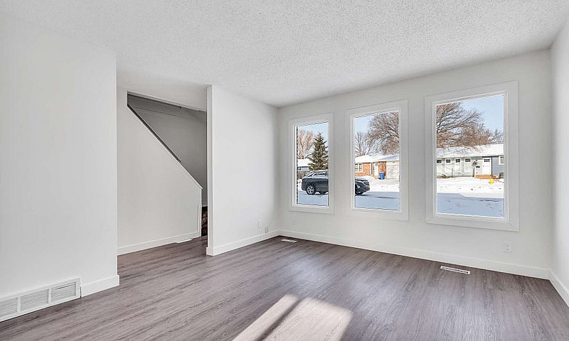 3 Bedroom Townhouse ...