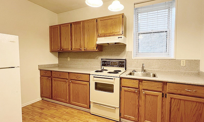$1,011 Basement 1Bdr...