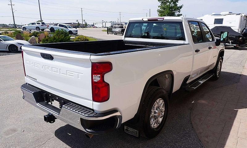 2025 Chevrolet Silve...
