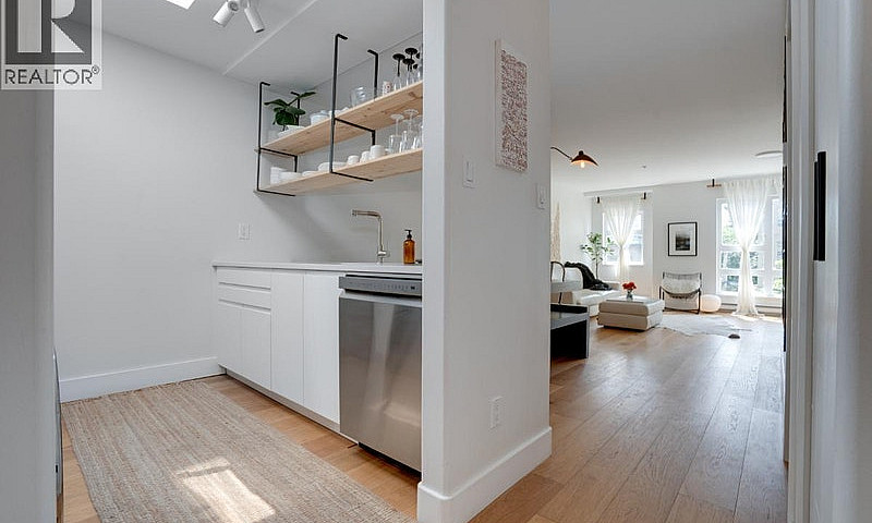 310 1823 W 7Th Avenu...
