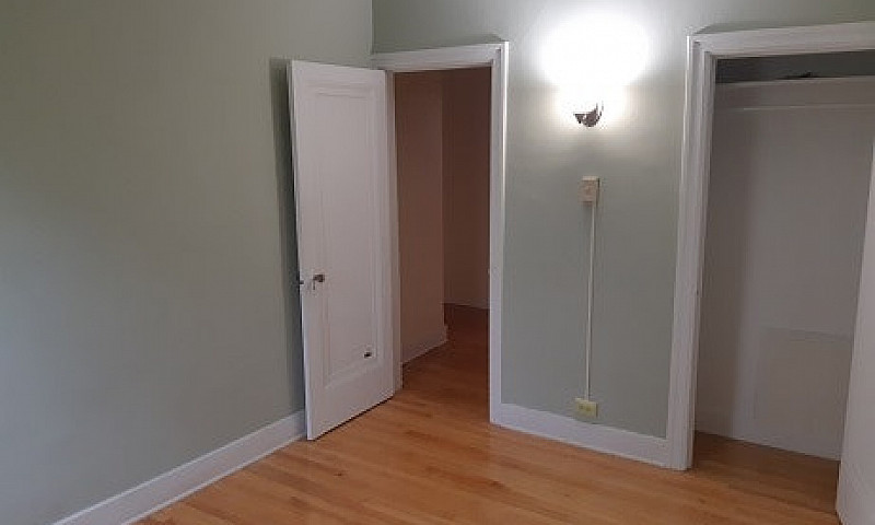 1 Roslyn Rd-  Locarn...