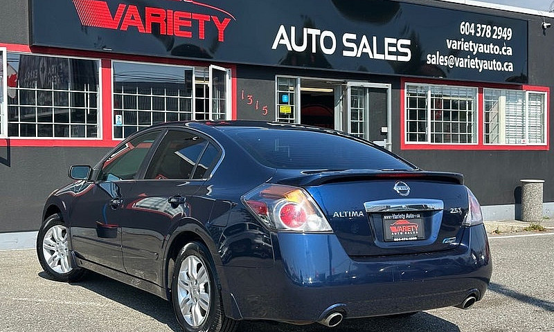 2010 Nissan Altima 4...