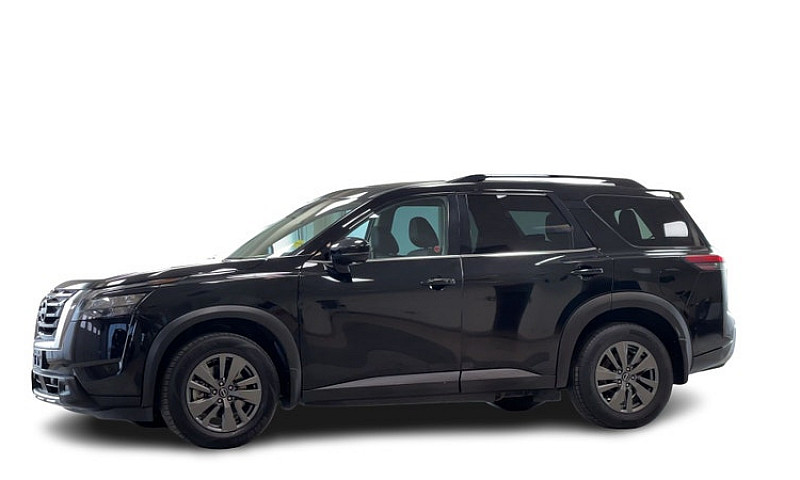 2024 Nissan Pathfind...