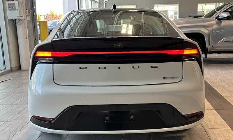2026 Toyota Prius Pl...