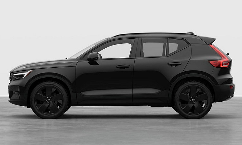 2026 Volvo Xc40...