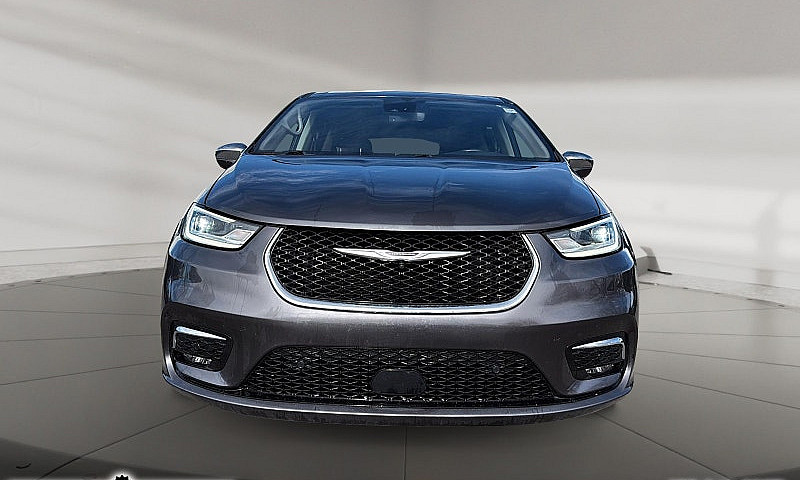 2022 Chrysler Pacifi...