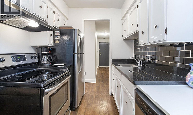 102 1515 E 5Th Avenu...