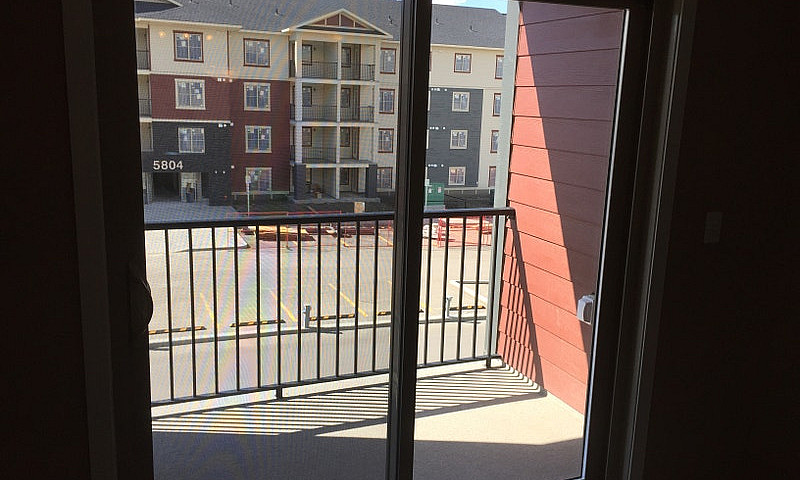 2 Bedrooms 2 Baths, ...
