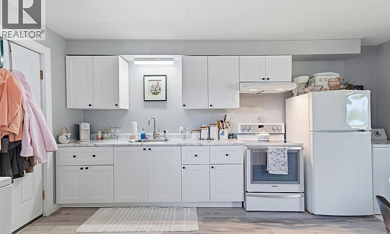 5148 Mary St Port Al...