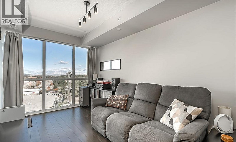 5240 Dundas Street U...