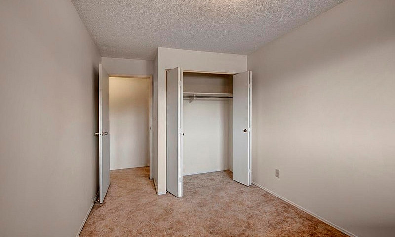 Spacious 2 Bedroom A...