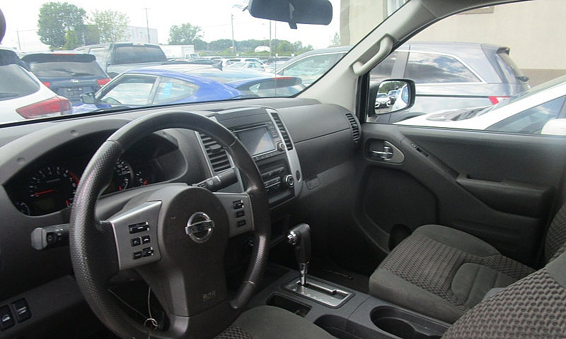 Nissan Frontier Pro-...