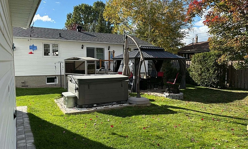 $520,000 - Bungalow ...