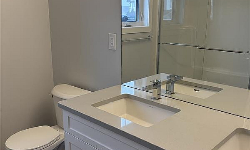 New Build Family Hom...