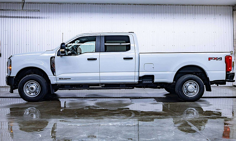 2025 Ford F-250 4X4 ...