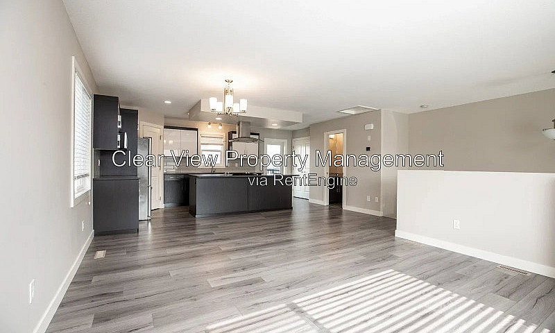 3 Bed Townhouse In L...