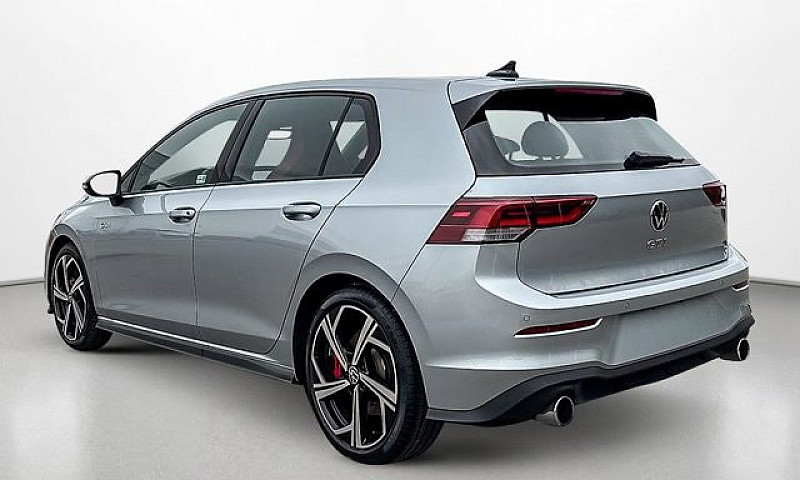 2026 Volkswagen Golf...