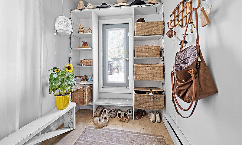 8-Unit Apartment Ful...