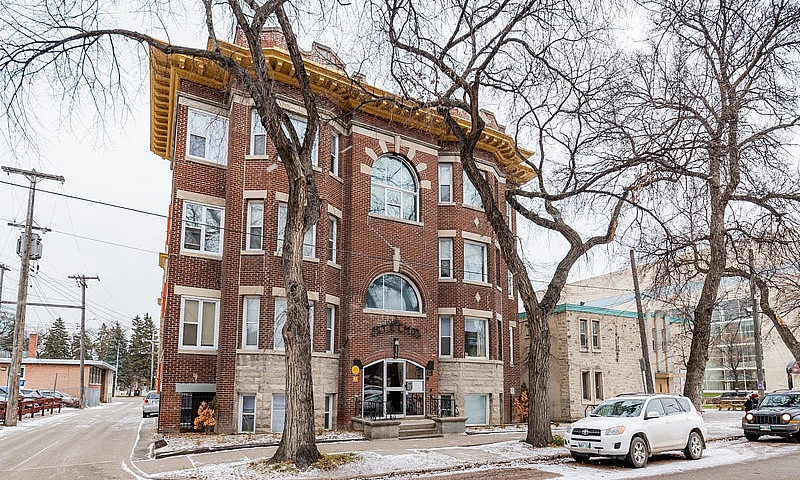177 Colony St- St. E...