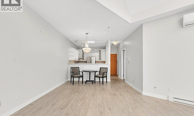 315 8651 Ackroyd Roa...