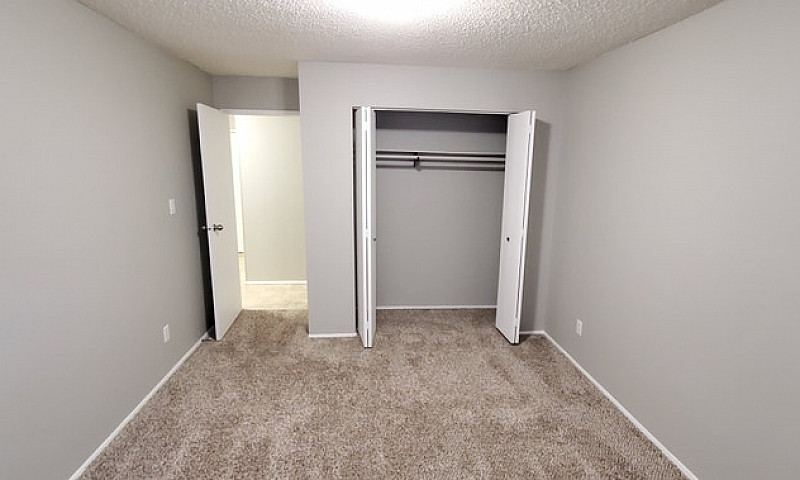 Amazing 2 Bedroom Su...