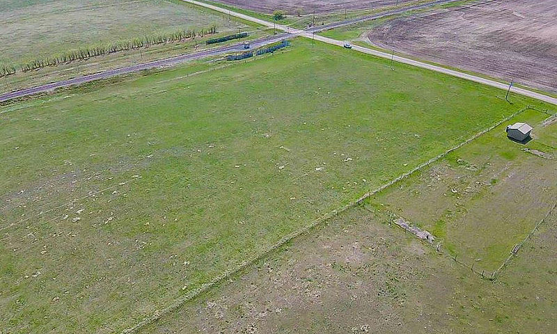 129.02 Acres Near Ba...